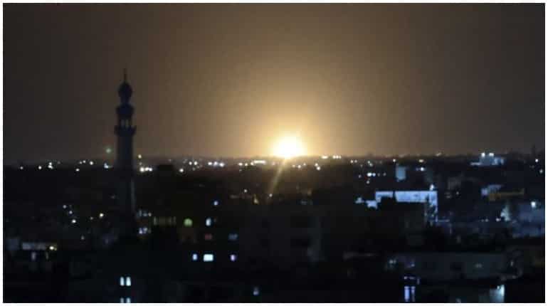 Israel launches airstrikes in Gaza after incendiary balloon attacks Israel launches airstrikes in Gaza after incendiary balloon attacks
