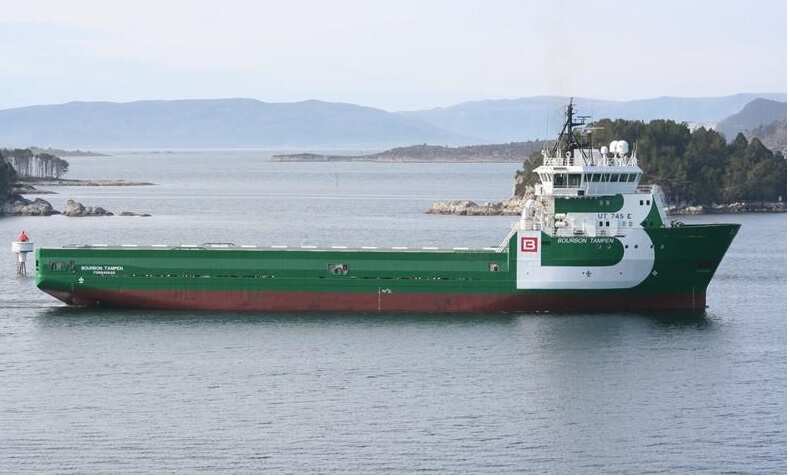 Pirates attack Indian merchant ship off African coast, 2 suffer bullet injuries, 1 kidnapped