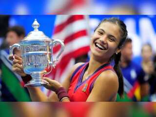 Emma Raducanu completes fairytale in New York by winning US Open