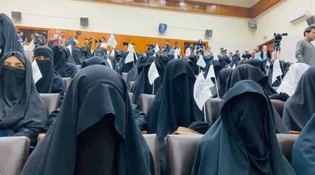 Female students forced to attend pro-Taliban gatherings in head-to-toe black robes at Kabul University