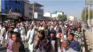 Thousands protest against Taliban in Kandahar over evictions