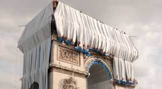 Wrapped Arc de Triomphe is Christo’s fleeting gift to Paris