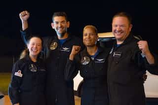 SpaceX's first all-civilian orbital mission returns to Earth