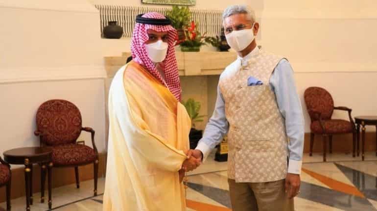 Indian EAM meets Saudi foreign minister, discusses regional, bilateral issues Indian EAM meets Saudi foreign minister, discusses regional, bilateral issues
