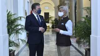 Indian external affairs minister meets Serbian foreign minister, holds talks