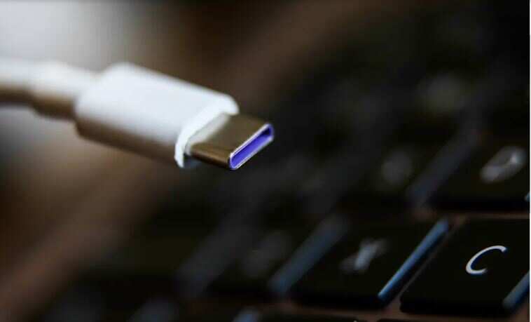 'Common charger for all phones': EU wants phones to use USB-C chargers by 2024