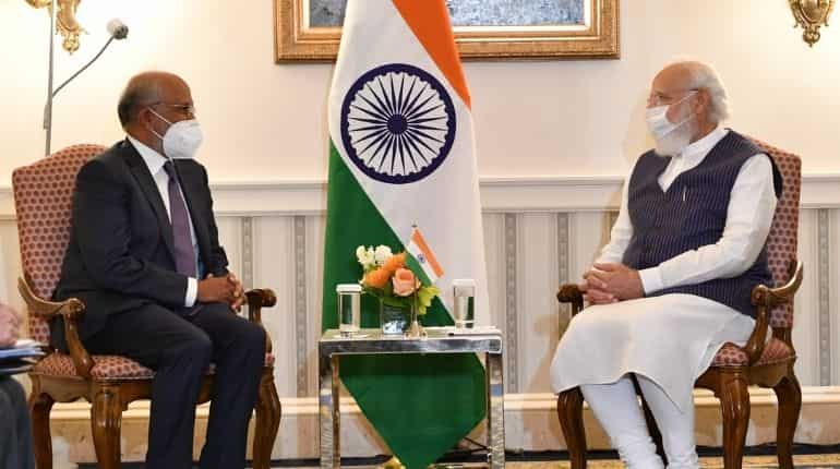 Adobe CEO meets Indian PM to discuss ideas for 'Digital India' Adobe CEO meets Indian PM to discuss ideas for 'Digital India'
