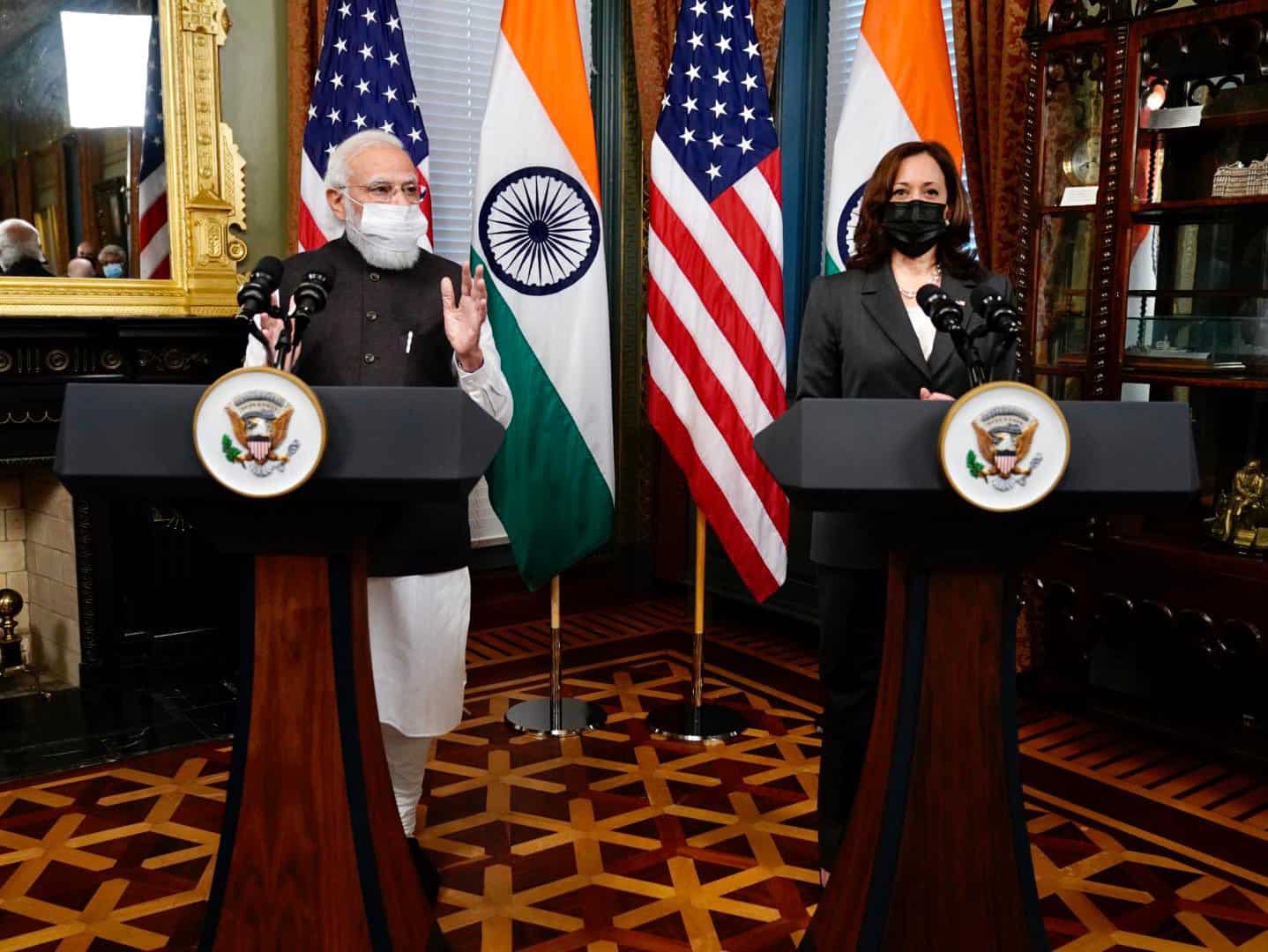 Applauding America