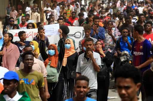 Sudan protesters block crucial oil pipelines: Oil minister