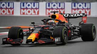 Russian Formula One Grand Prix qualifying goes ahead after heavy rain
