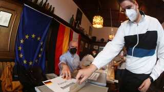 German SPD secretary-general says, 'we have mandate to govern'