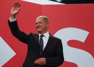 German elections: SPD registers narrow victory over CDU-CSU alliance; coalition likely