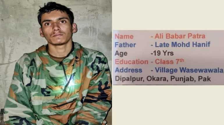 19-year-old Pakistani terrorist, Ali Babar Patra, surrendered in J&K 19-year-old Pakistani terrorist, Ali Babar Patra, surrendered in J&K
