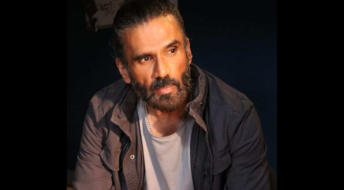 Suneil Shetty to make OTT debut with thriller show 'Invisible Woman'