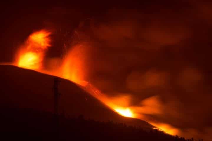 La Palma volcano eruption forces stay-home order for some residents