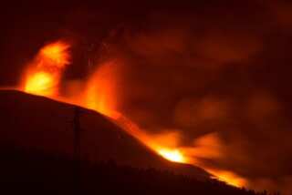 La Palma volcano eruption forces stay-home order for some residents