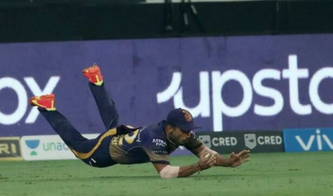Rahul Tripathi's catch in KKR vs PBKS 2021