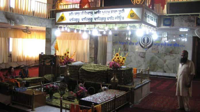 Afghanistan: Kabul's Karte Parwan gurudwara comes under bomb attack again Afghanistan: Kabul's Karte Parwan gurudwara comes under bomb attack again