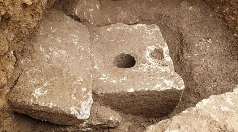 'Only the rich could afford toilets': 2,700-year-old luxury private toilet unearthed in Israel