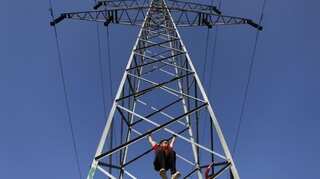 Afghanistan's unpaid electricity bills cross $62 million as Taliban struggles to get financial aid