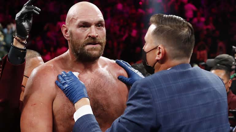 Tyson Fury defeats Deontay Wilder with 11th round knockout to retain WBC heavyweight title Tyson Fury defeats Deontay Wilder with 11th round knockout to retain WBC heavyweight title