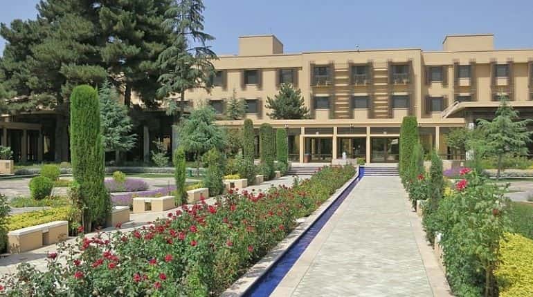 'Leave Serena Hotel area immediately': US and UK citizens warned of threat to Kabul hotels
