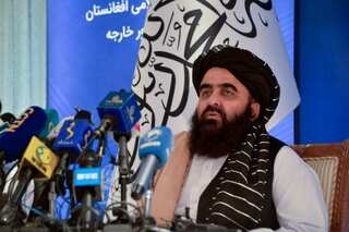 Taliban foreign minister visits Iran to discuss refugee and economic situation