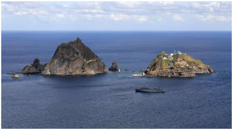 Not storm in a teacup: Korea, Japan fight over 'islands' in curry Not storm in a teacup: Korea, Japan fight over 'islands' in curry