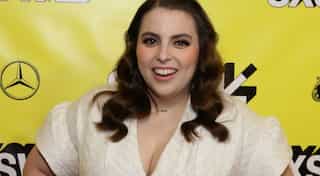Beanie Feldstein feels it all in ‘Impeachment’