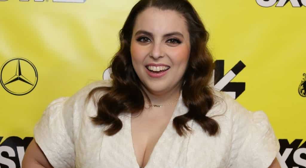 Beanie Feldstein feels it all in ‘Impeachment’