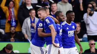 Leicester pile pressure on Ole Gunnar Solskjaer as Manchester United crash