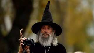 No more spells? Wizard of New Zealand asked to leave post