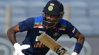 T20 WC: India's star all-rounder Hardik Pandya injures shoulder while batting, sent for precautionary scans