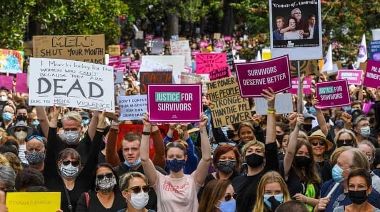 Australian government offering financial aid to victims to seperate from violent partners Australian government offering financial aid to victims to seperate from violent partners