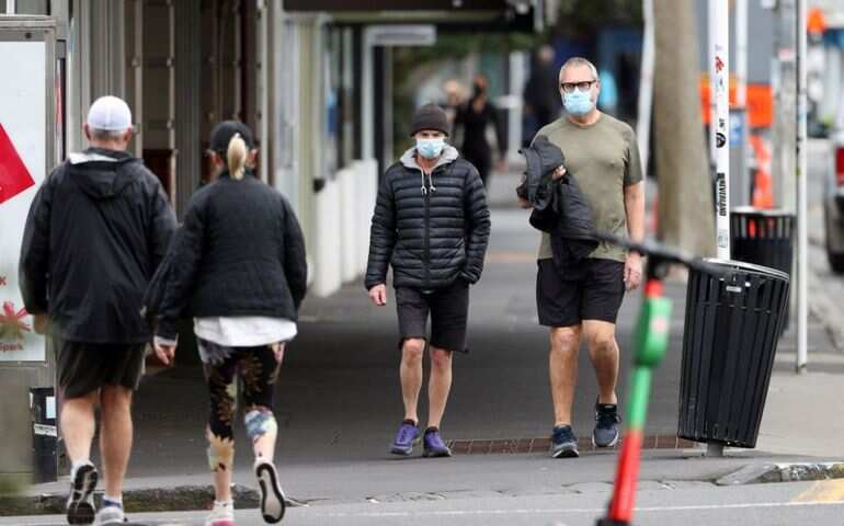 New Zealand's daily COVID-19 cases fall, some classrooms to reopen