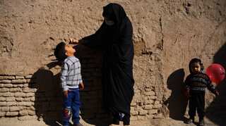 Taliban allow polio vaccine programme to restart in Afghanistan
