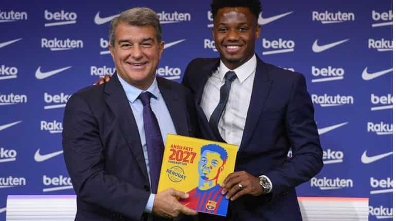 Barcelona, Real Madrid combine present and future in Clasico of fallen giants