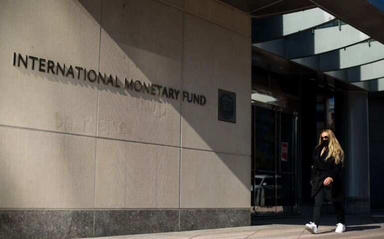 Pakistan fails to convince WB, IMF to resume $6 billion extended loan facility Pakistan fails to convince WB, IMF to resume $6 billion extended loan facility