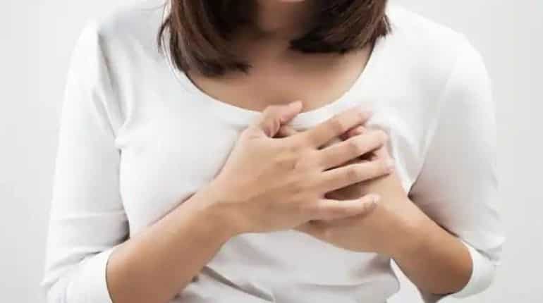 Older women highly likely to suffer broken heart syndrome than young men, women, says study Older women highly likely to suffer broken heart syndrome than young men, women, says study