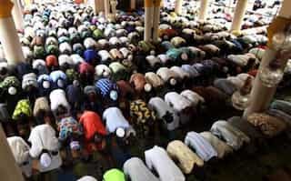 Gunmen kill 18 worshippers in Nigeria mosque attack