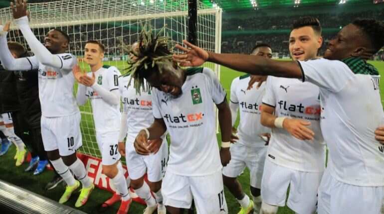 German Cup: Borussia Moenchengladbach hammer Bayern Munich 5-0 to enter third round German Cup: Borussia Moenchengladbach hammer Bayern Munich 5-0 to enter third round