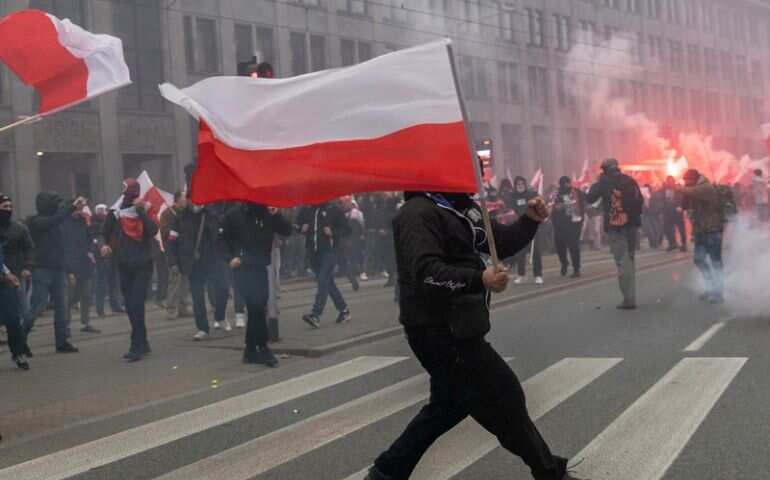 Polish far-right say they will march on Independence Day despite ban Polish far-right say they will march on Independence Day despite ban
