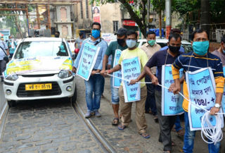 Fuel rates soar for fourth consecutive day in India, petrol in Madhya Pradesh retailing highest