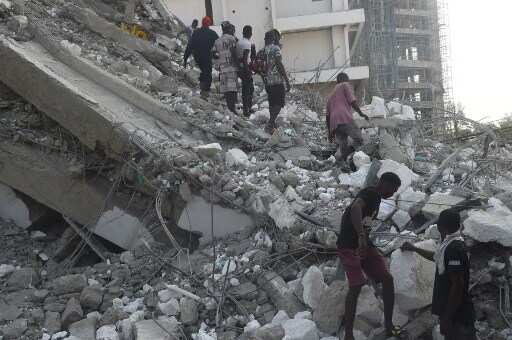 Nigeria: At least 4 people killed as building collapses; people trapped Nigeria: At least 4 people killed as building collapses; people trapped