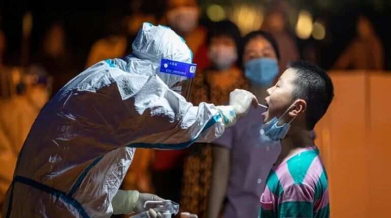 Chinese school locks down kids overnight after one Covid case Chinese school locks down kids overnight after one Covid case