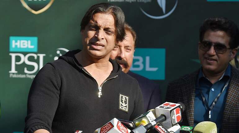 'Viv Richards ordered me to sit down': Shoaib Akhtar opens up on spat with Pakistani anchor on live show