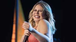 Marilia Mendonca, Latin Grammy winner, dies in a plane crash at 26