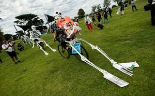 Rallies held in Sydney, Melbourne against Australia's climate policy