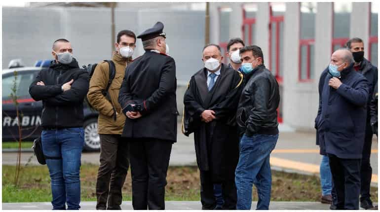 Italy mafia trial: Judge holds 70 people guilty