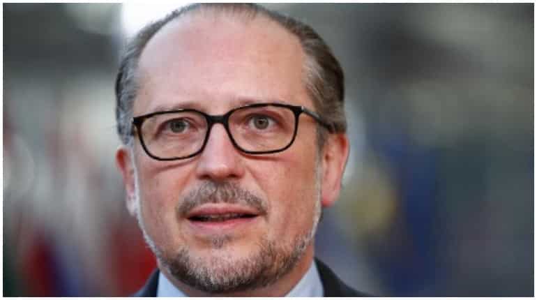 Austria to introduce lockdown for the unvaccinated